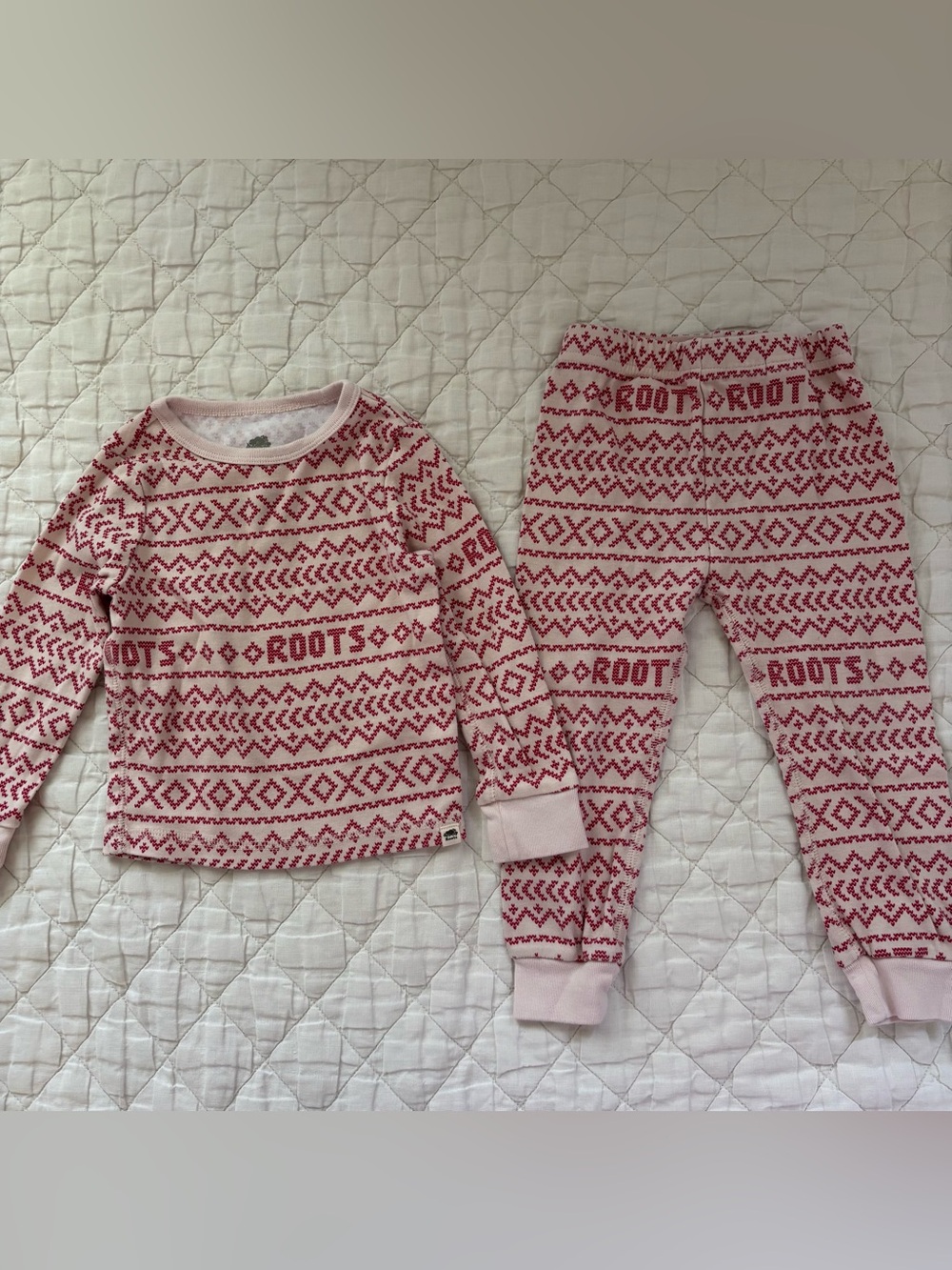 Roots pajama set - 2T